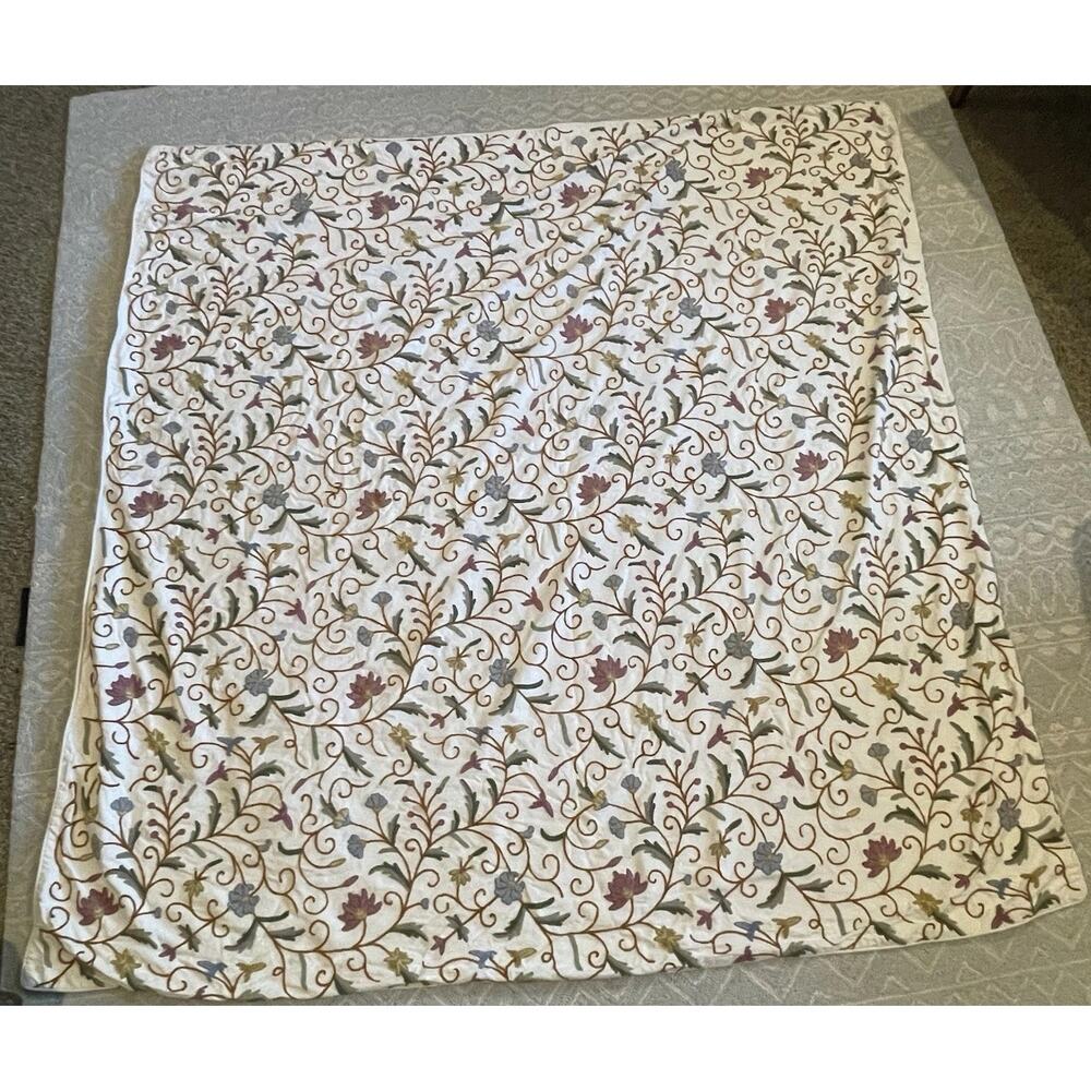 80”x83” Canvas Wool Embroidered Floral White Blanket-A2